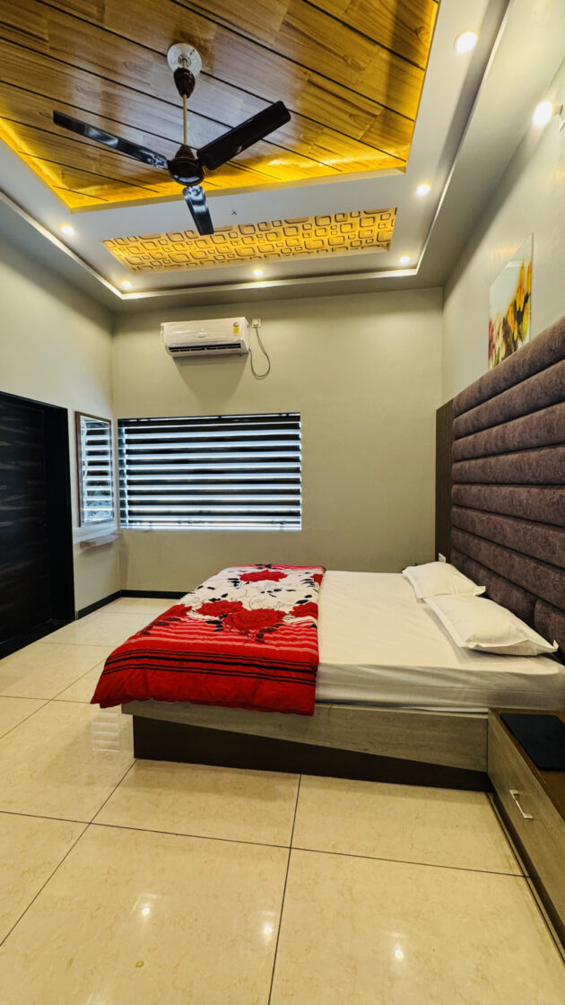 Premium Deluxe Room - Image 5